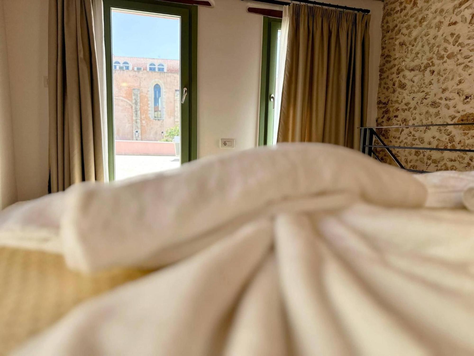 Roussos Place - Next To Splantzia Square - 2Bd 2Ba 干尼亞 外观 照片